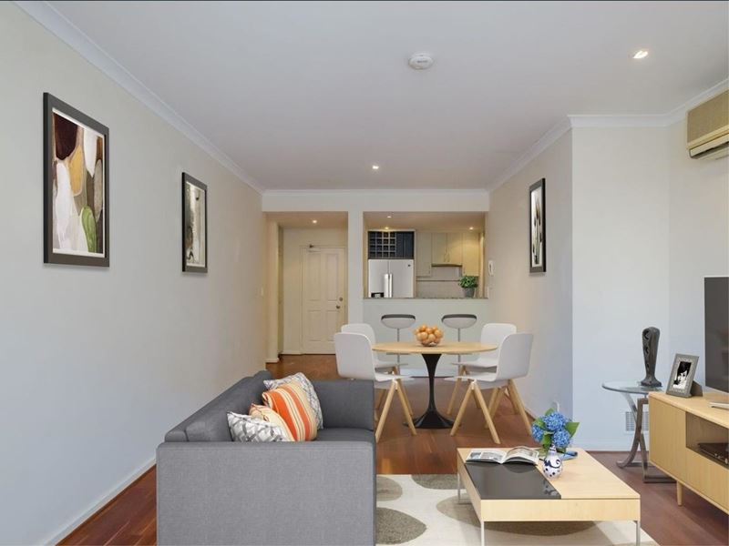 4/26 Saunders Street, East Perth