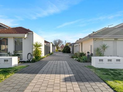 6/5 Cabra Avenue, Seville Grove WA 6112