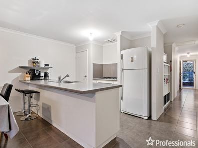 27 Pleasantview Parade, Baldivis WA 6171