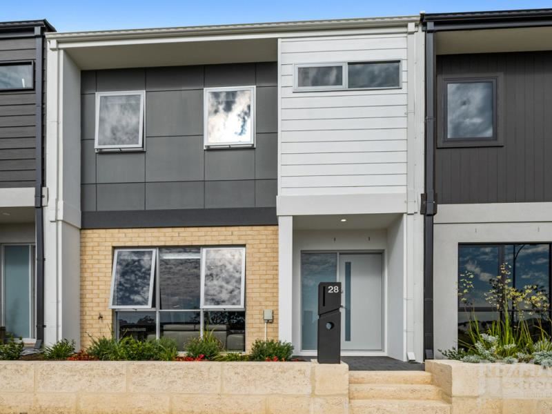 28 Corvus Road, Tapping