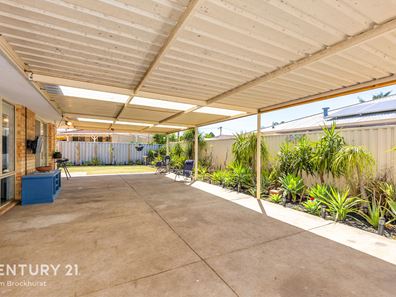 19 Fantail Way, Huntingdale WA 6110