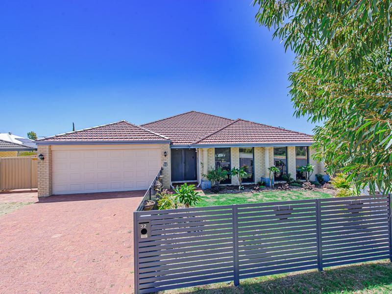 32 Pomera Drive, Byford WA 6122