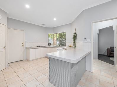 91A Welwyn Avenue, Salter Point WA 6152