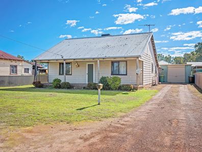 86 Coombes Street, Collie WA 6225