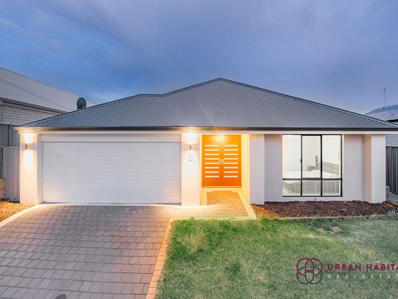 5 Dalton Road, Wellard WA 6170