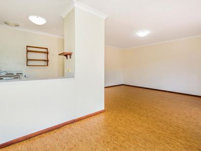 25/96 Simpson Avenue, Rockingham WA 6168