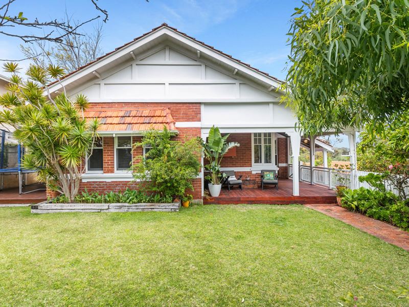 6 Grange Street, Claremont