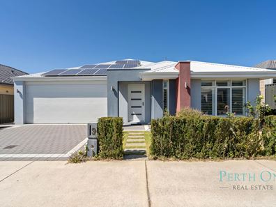 9 Halite Way, Treeby WA 6164