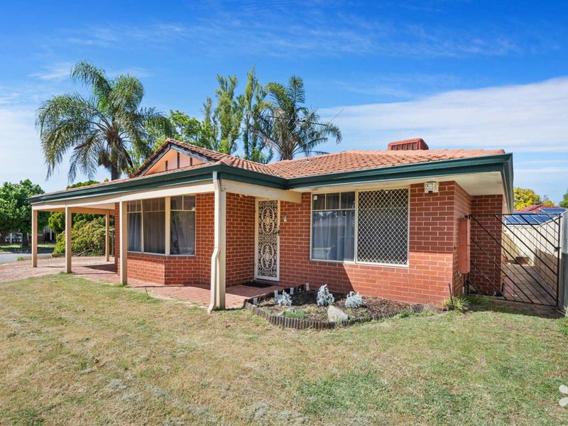 10 River Bank Drive, Gosnells WA 6110