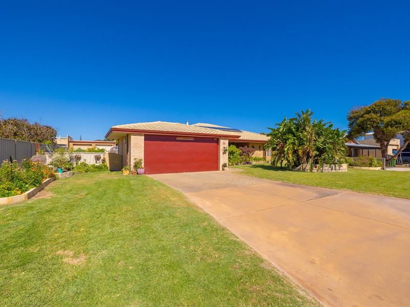 28 Ayres Crescent, Lancelin