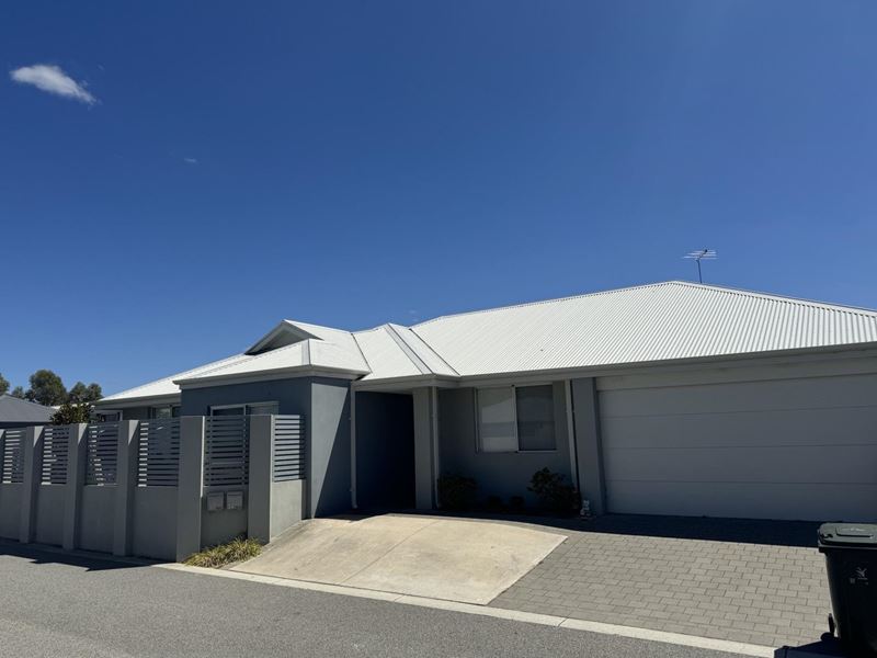 1 Fuschia Lane, Ellenbrook WA 6069