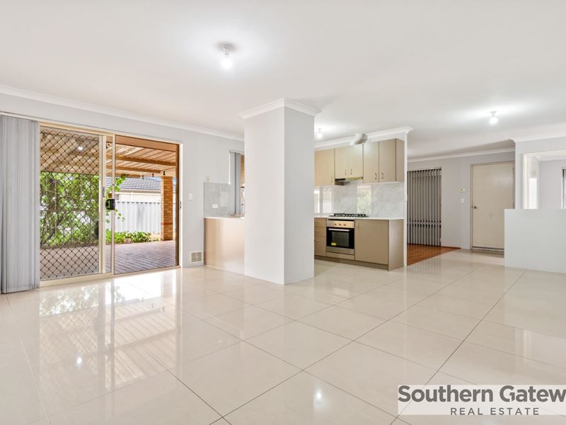 24 Colchester Avenue, Orelia
