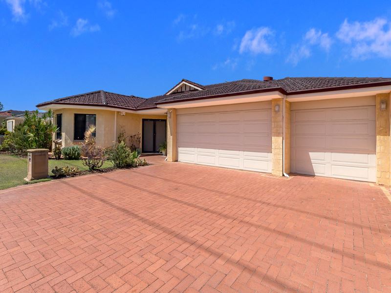 11 Hockley Loop, Canning Vale