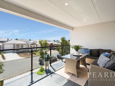 24 Beethoven Street, Banksia Grove WA 6031