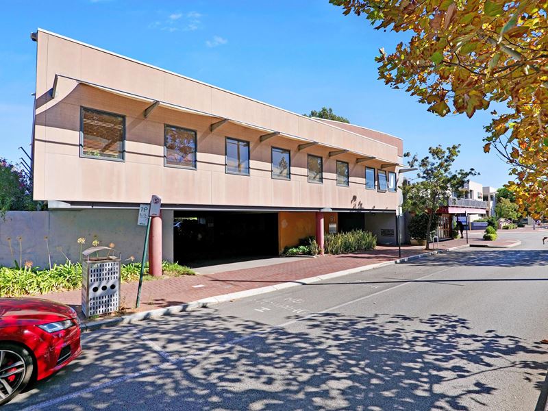 8/61 Hampden Road, Nedlands WA 6009