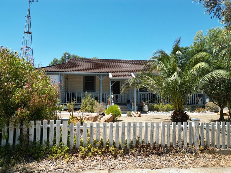 61 Walton Street, Corrigin