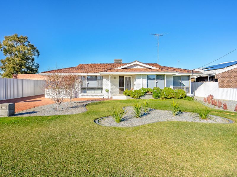 11 Loaring Street, Mandurah WA 6210