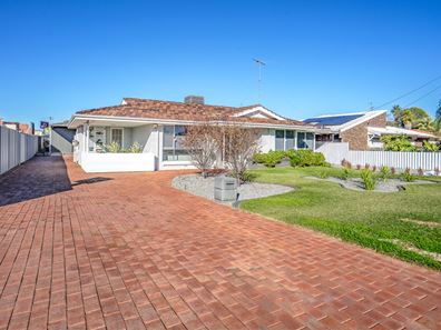 11 Loaring Street, Mandurah WA 6210