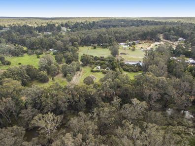 98 Johnston Road, Nannup WA 6275