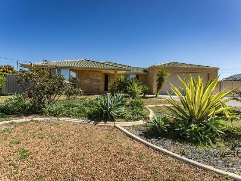 11 River Valley Road, Woorree WA 6530