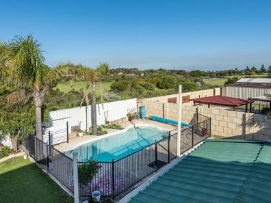 14 Mikonos Mews, Secret Harbour WA 6173