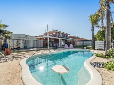 14 Mikonos Mews, Secret Harbour WA 6173