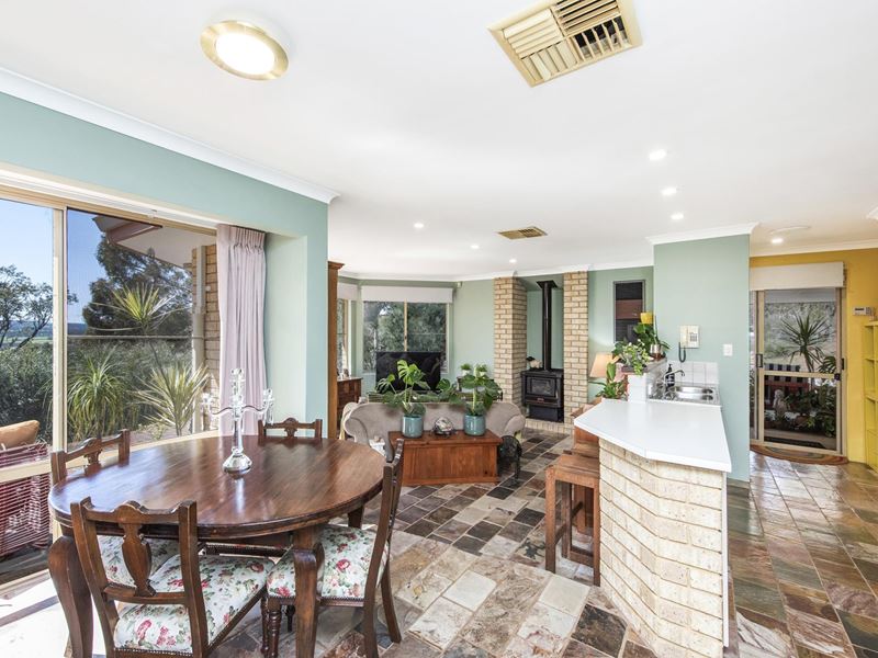 88 Hart Drive, Chittering
