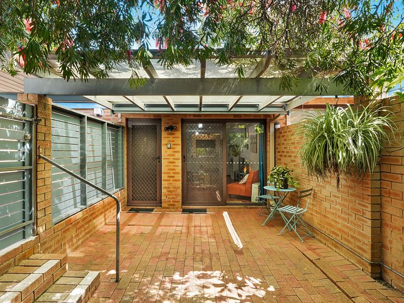 2/1 Sydney Street, North Perth