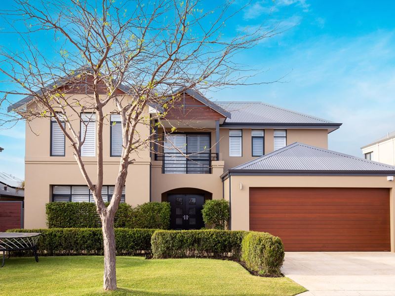 24 DUNLIN WAY, Gwelup