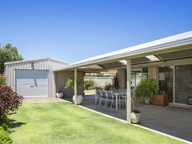 8 Steeple Retreat, West Busselton WA 6280