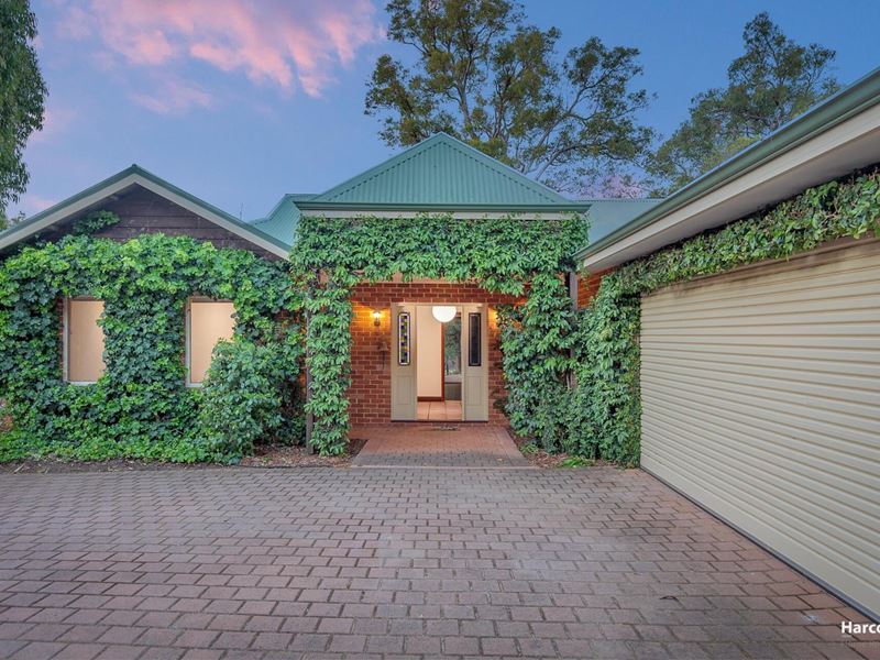 12 Forestedge Retreat, Roleystone