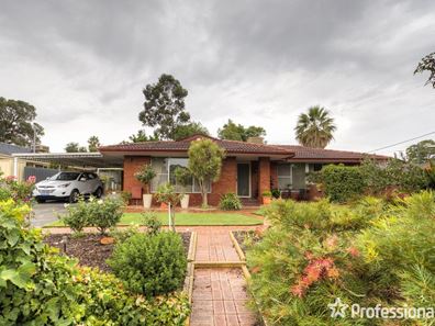 61 Mahonia Way, Forrestfield WA 6058