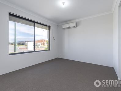 8 Madeira Turn, Byford WA 6122