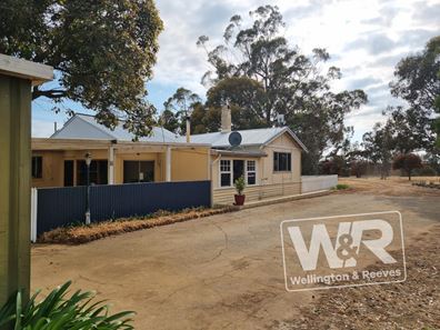 39 De Pledge Road, Kendenup WA 6323