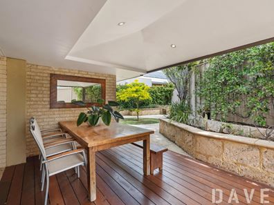 37 Karrinyup Road, Trigg WA 6029