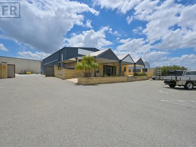 15 Helmshore Way, Port Kennedy WA 6172