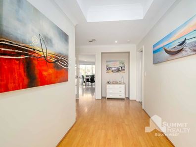30 Poole Road, Dalyellup WA 6230