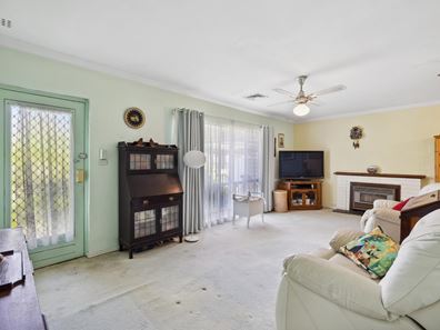 7 Nangetty Street, Innaloo WA 6018