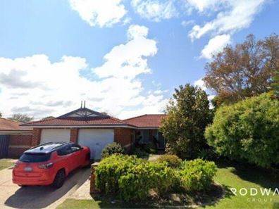 7 Greencroft Gdns, Warnbro WA 6169