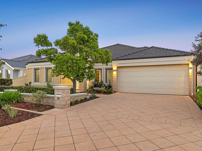 19 Caraway Gate, Stirling