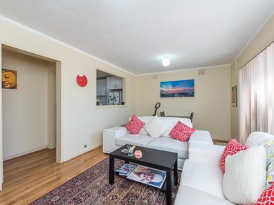 15D Calvert Way, Girrawheen WA 6064