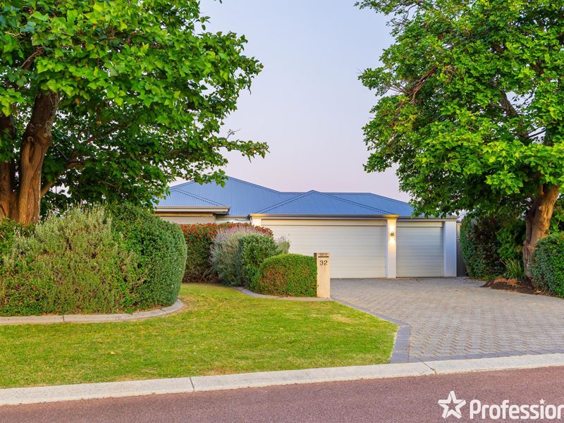 32 Mclachlan Turn, Byford WA 6122