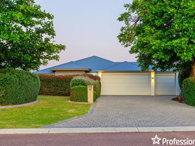 32 Mclachlan Turn, Byford WA 6122