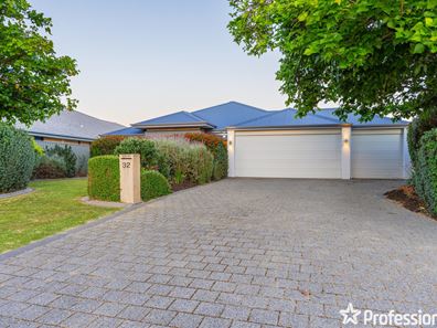 32 Mclachlan Turn, Byford WA 6122