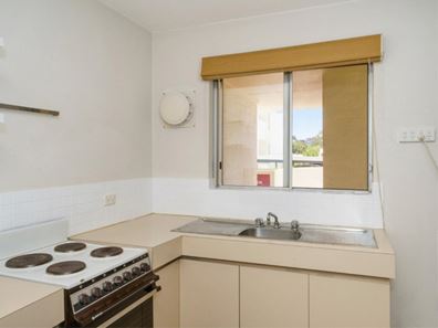 9/12 McMaster Street, Victoria Park WA 6100