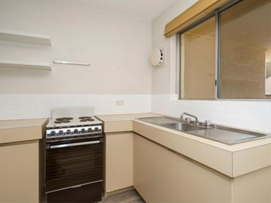 9/12 McMaster Street, Victoria Park WA 6100