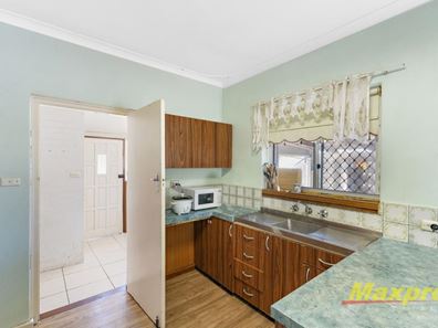 268 Spencer Road, Thornlie WA 6108