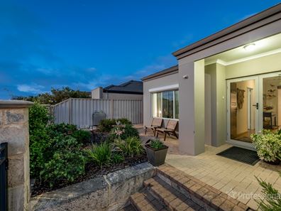 22 Arthog Street, Butler WA 6036