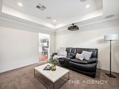 16 Belfry Way, Wattle Grove WA 6107