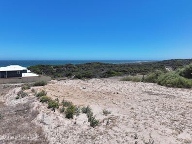 7 Oceanside Boulevard, Dongara WA 6525